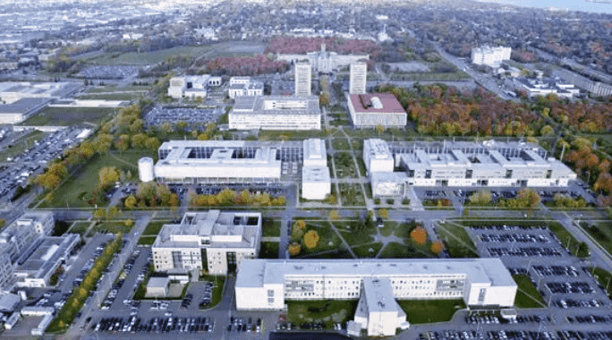 بهترین دانشگاه های داروسازی کانادا ۲۰۲۵